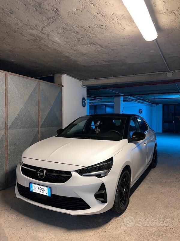 Usata Opel Corsa 102 CV (75 kW) 2023 Bianco Berlina
