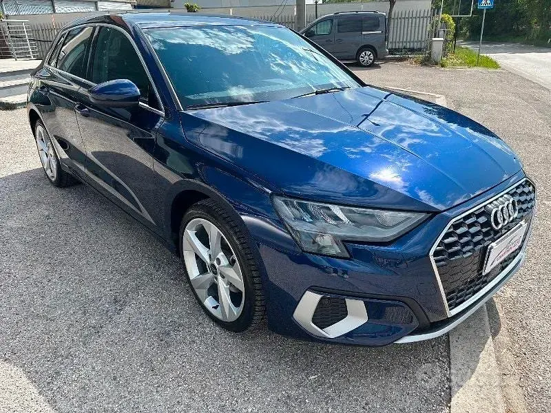 Usata Audi A3 150 CV (110 kW) 2022 Blu Berlina