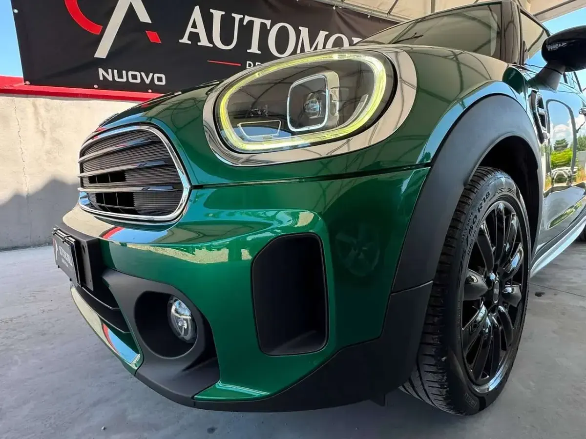 Usata Mini Cooper D Countryman Essential 150 CV (110 kW) 2021 Verde SUV