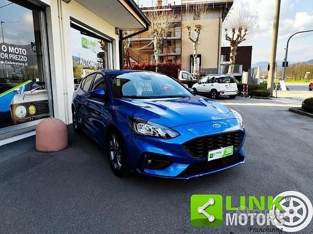 Usata Ford Focus ST 150 CV (110 kW) 2021 Blu Berlina