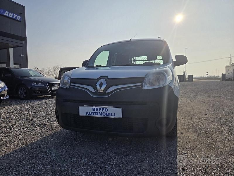 Usata Renault Kangoo 110 CV (80 kW) 2018 Bianco Monovolume