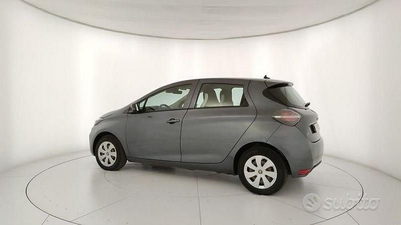 Usata Renault Zoe Life 80 kW (109 CV) 2022 Grigio Utilitaria