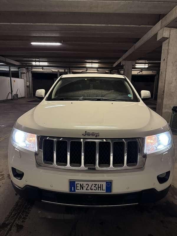 Usata Jeep Grand Cherokee Overland 241 CV (177 kW) 2011 SUV