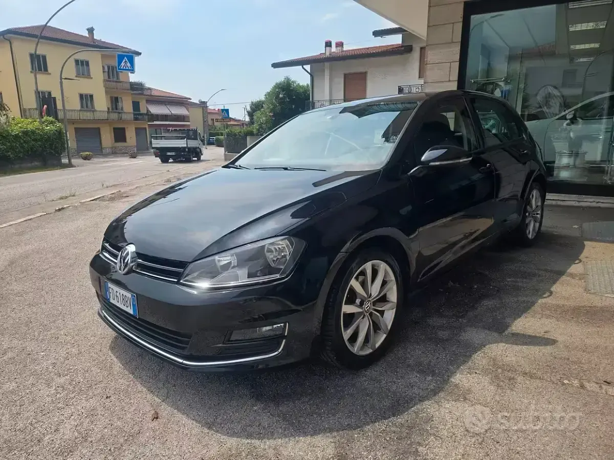 Usata VW Golf VII Highline 110 CV (80 kW) 2016 Nero Berlina