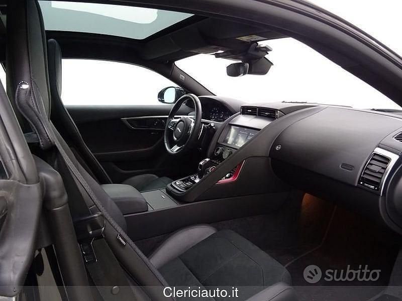 Usata Jaguar F-Type R-Dynamic 450 CV (330 kW) 2021 Nero Coupé