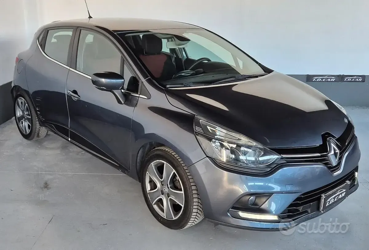 Usata Renault Clio IV 75 CV (55 kW) 2017 Blu Berlina