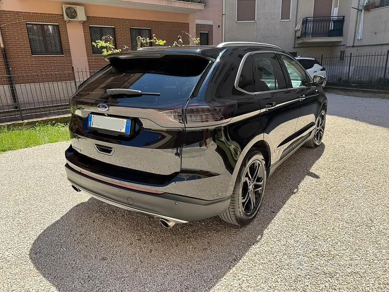 Usata Ford Edge 180 CV (132 kW) 2017 Nero SUV