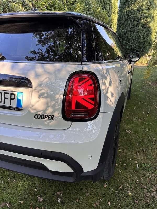 Usata Mini Cooper Premium Plus 136 CV (100 kW) 2023 Bianco Utilitaria