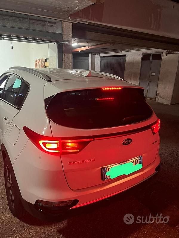 Usata Kia Sportage 115 CV (84 kW) 2019 Bianco SUV