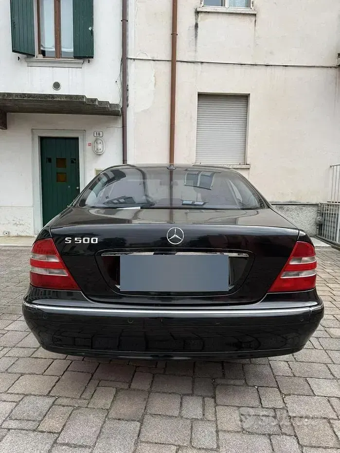Usata Mercedes S500 306 CV (225 kW) 2001 Nero Berlina