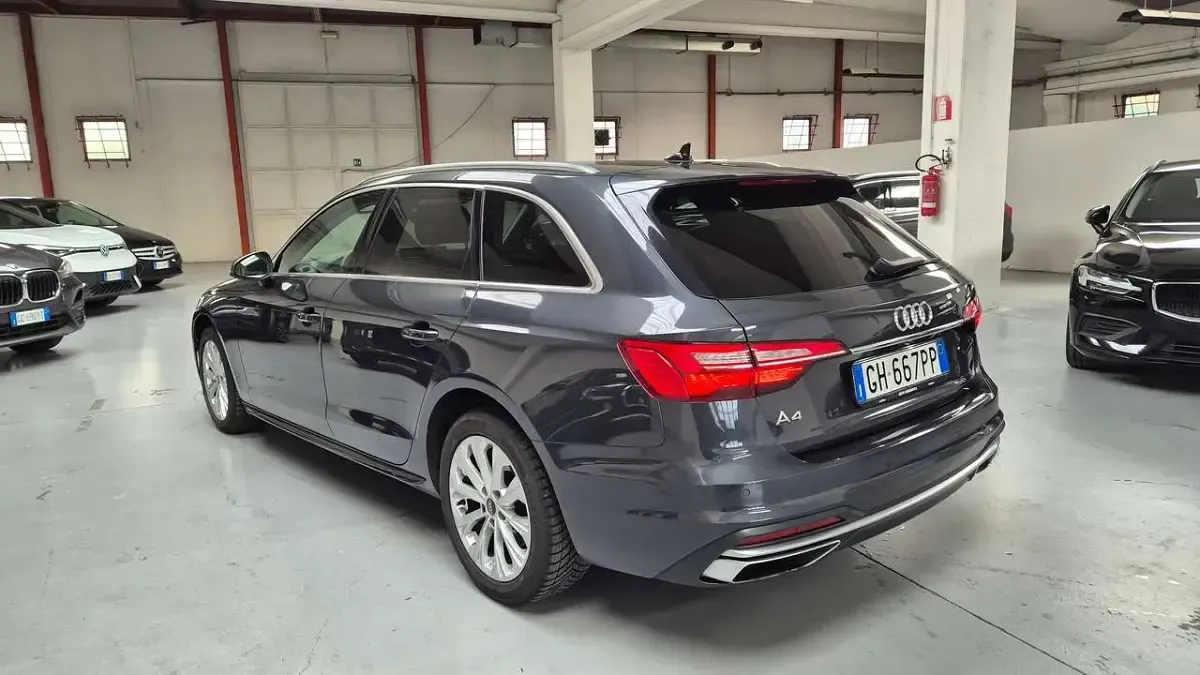Usata Audi A4 Ambiente 163 CV (119 kW) 2021 Grigio Station wagon