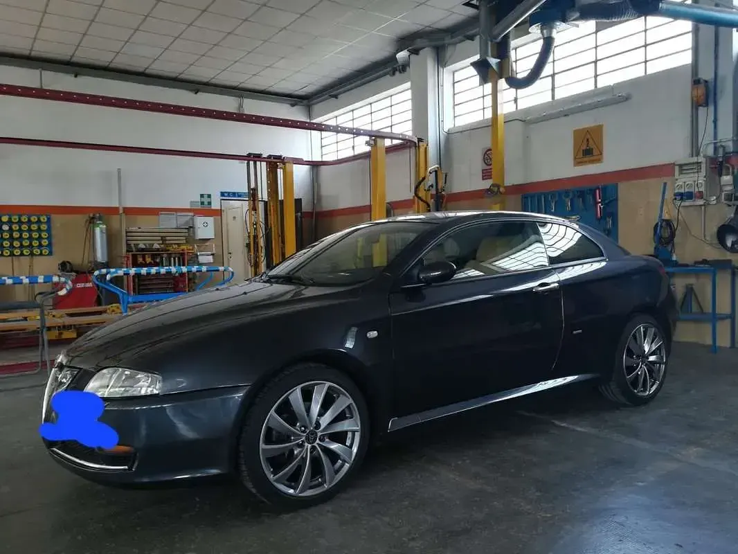 Usata Alfa Romeo GT Distinctive 150 CV (110 kW) 2008 Coupé