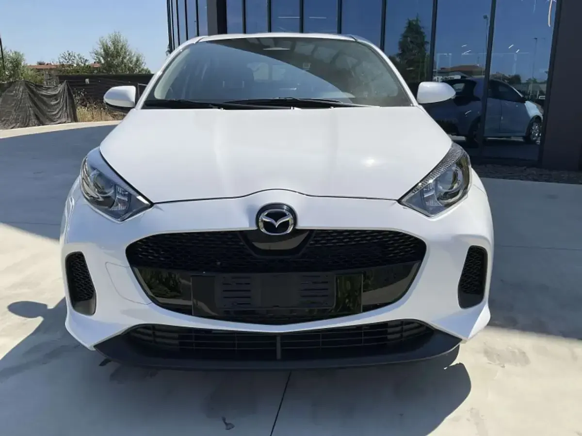 Nuova Mazda 2 Prime-Line 116 CV (85 kW) 2026 Bianco Utilitaria