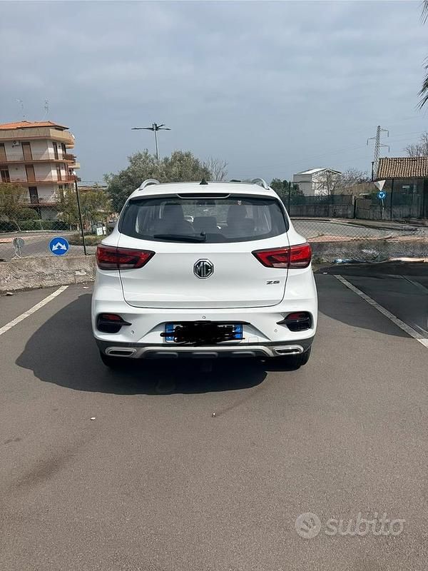Usata MG ZS 111 CV (81 kW) 2022 Bianco SUV