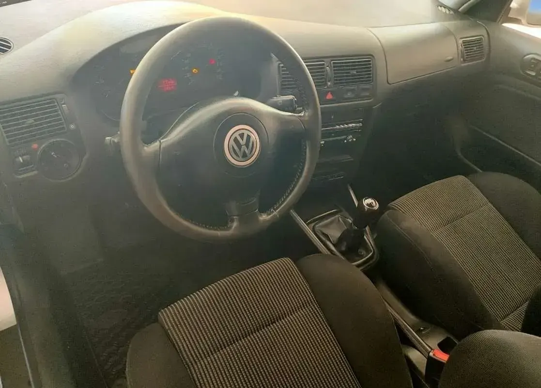 Usata VW Golf IV GTI 150 CV (110 kW) 2001 Grigio Berlina
