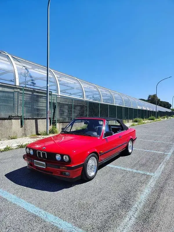Usata BMW 318 Cabriolet 113 CV (83 kW) 1993 Cabrio