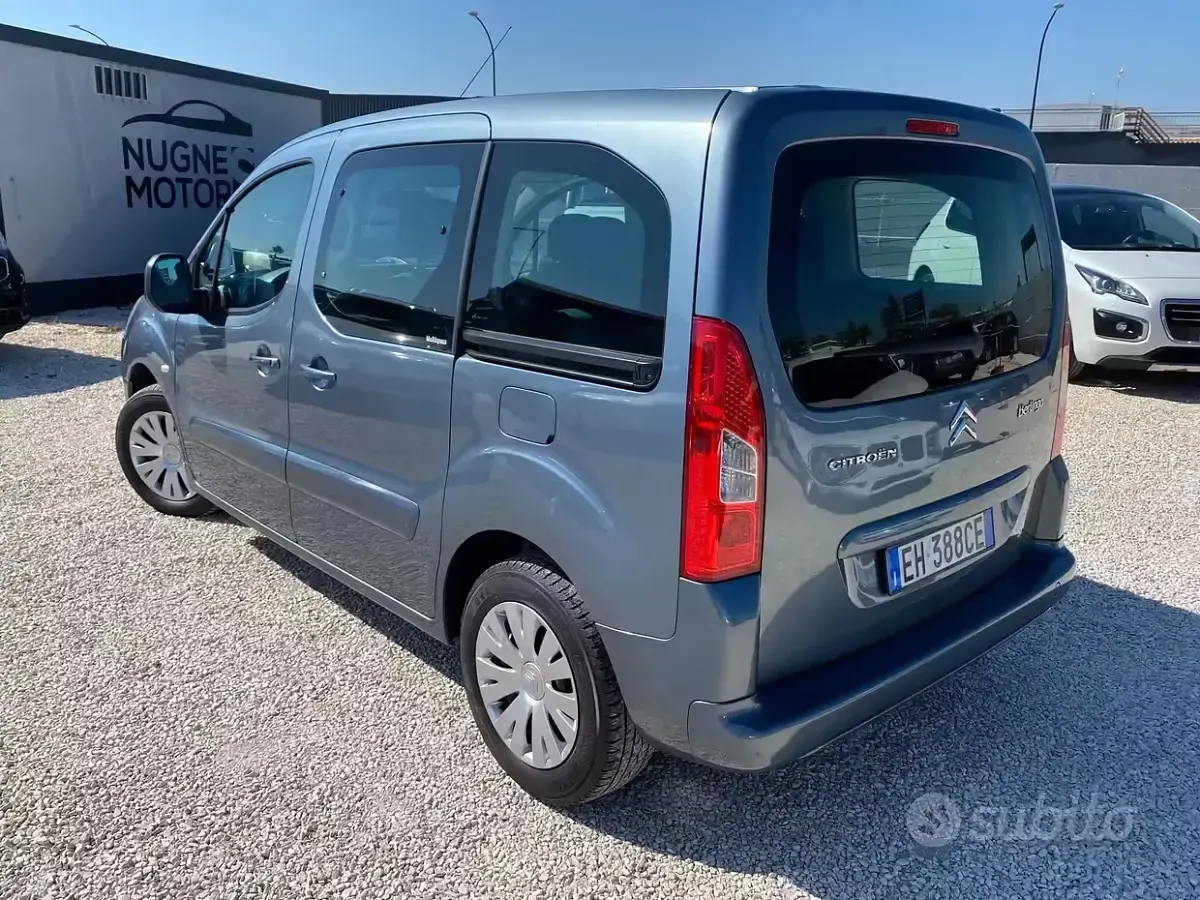 Usata Citroën Berlingo 92 CV (67 kW) 2011 Blu/azzurro Monovolume