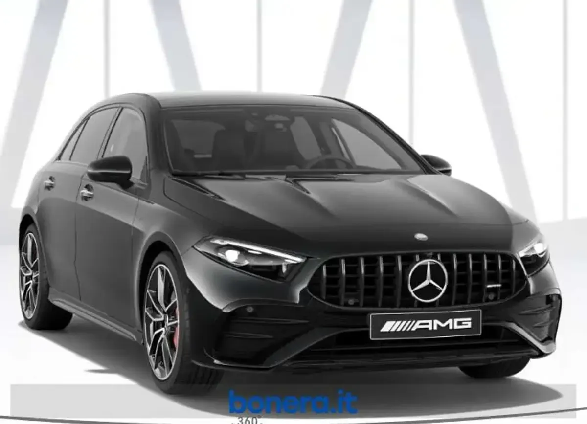 Nuova Mercedes A35 AMG Premium 306 CV (225 kW) 2026 Vernice nero cosmo Berlina