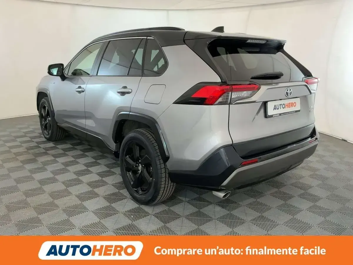 Usata Toyota RAV4 Hybrid Style 178 CV (130 kW) 2019 Grigio SUV