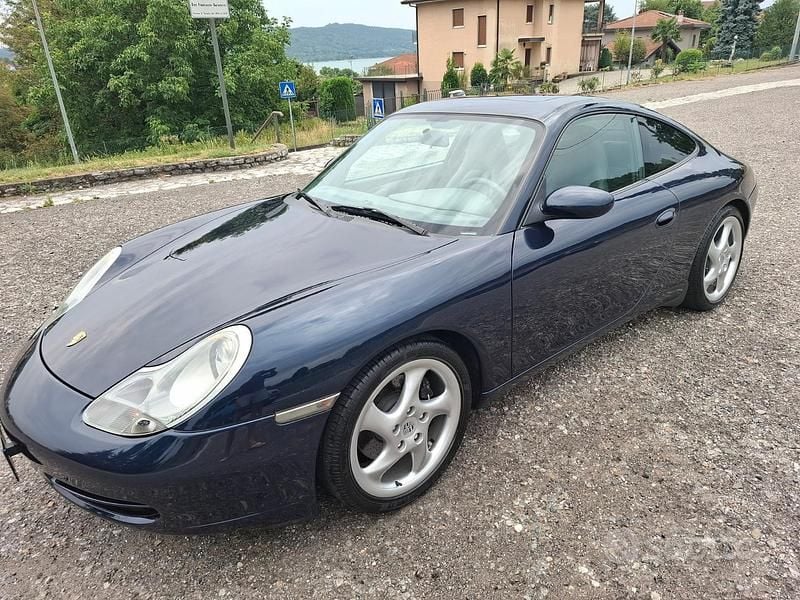 Usata Porsche 911 Carrera 300 CV (220 kW) 1999 Blu Coupé
