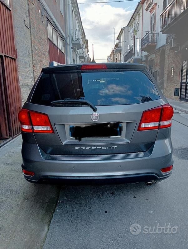 Usata Fiat Freemont 2011 Grigio SUV