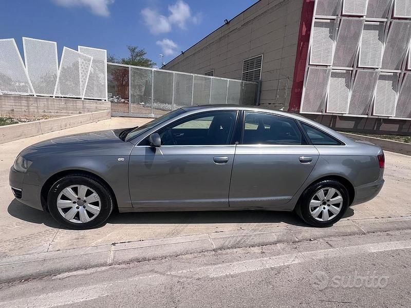 Usata Audi A6 180 CV (132 kW) 2005 Grigio Berlina