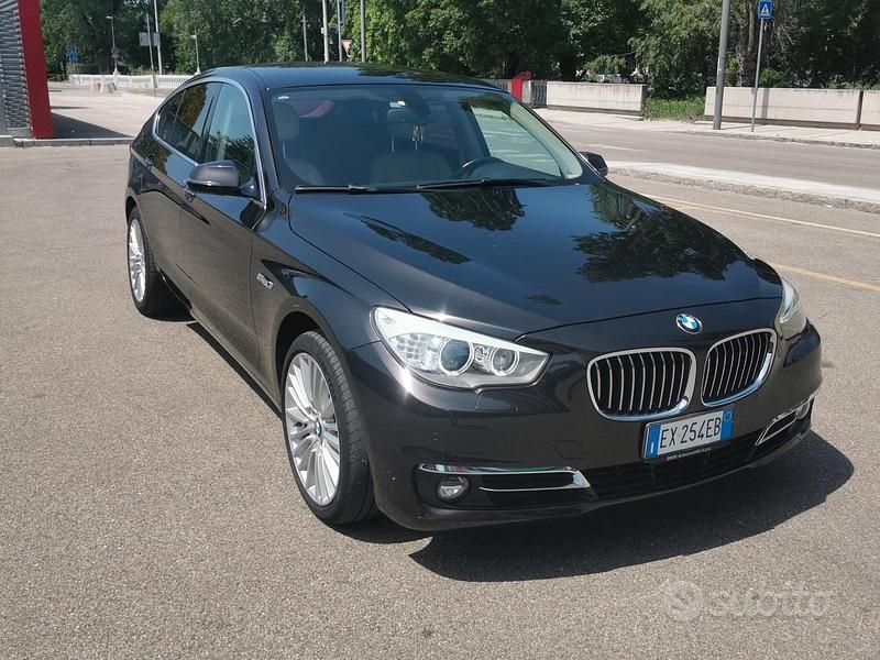 Usata BMW 520 Gran Turismo 184 CV (135 kW) 2015 Marrone Berlina