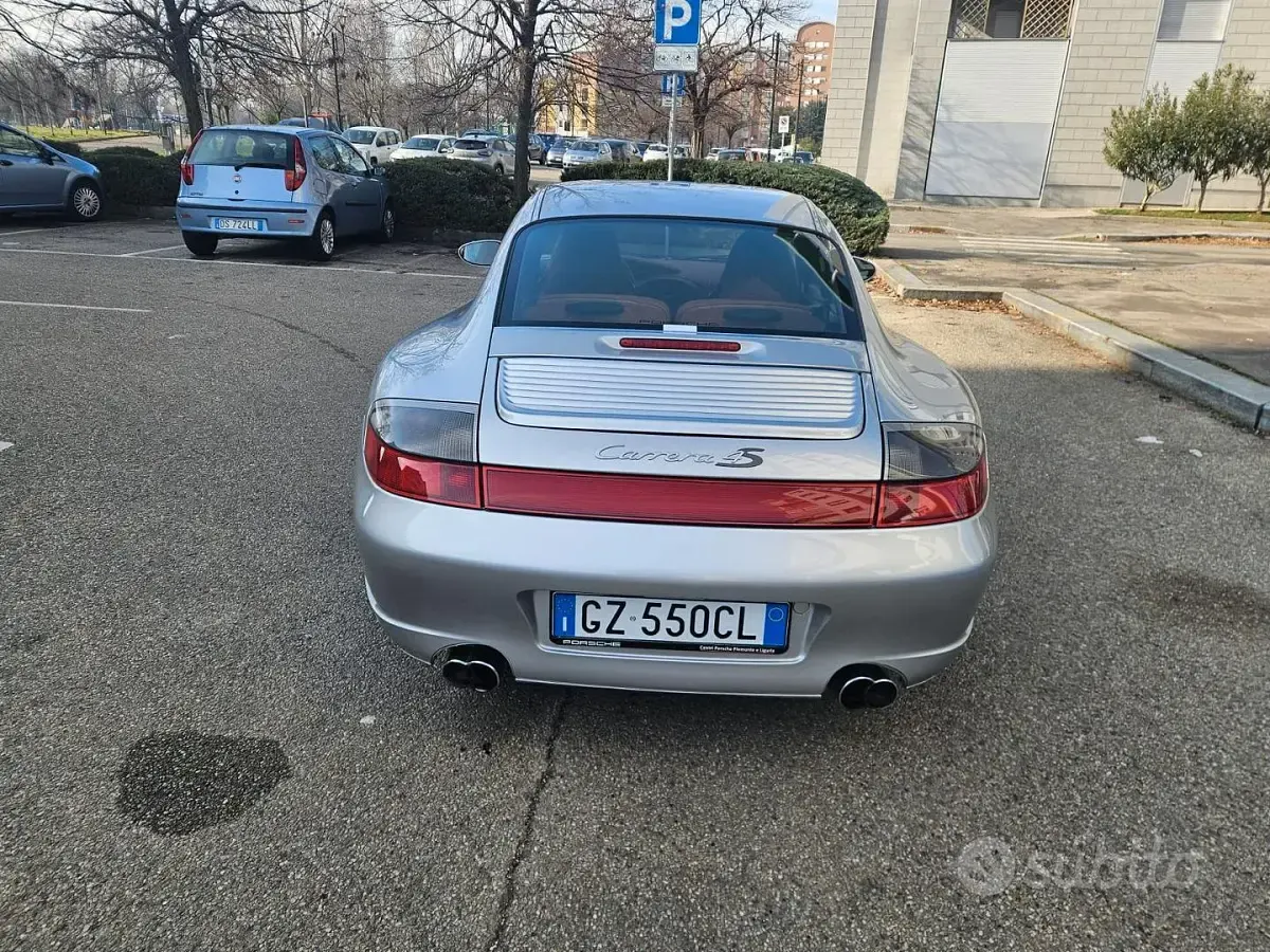 Usata Porsche 911 345 CV (253 kW) 2025 Grigio Coupé
