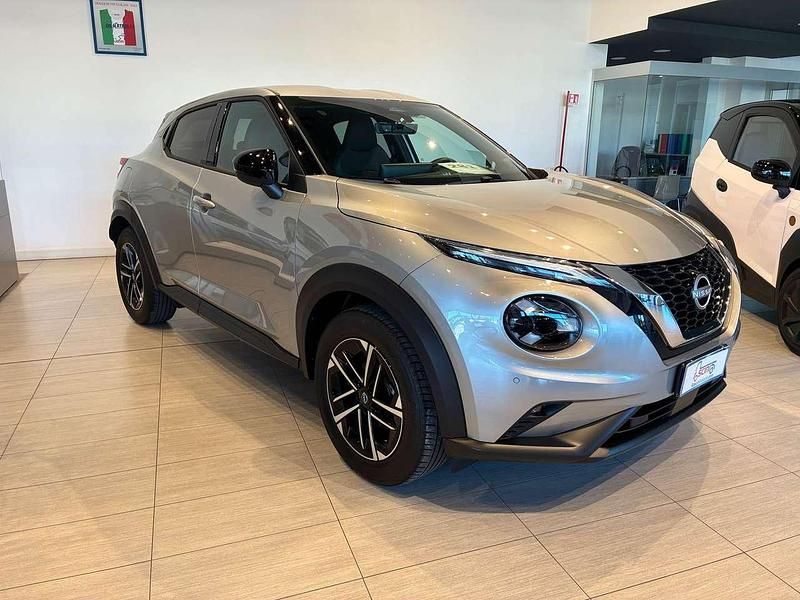 Usata Nissan Juke N-Connecta 114 CV (83 kW) 2025 Argento SUV