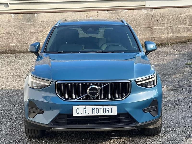 Usata Volvo XC40 Core 129 CV (94 kW) 2023 Blu/azzurro SUV
