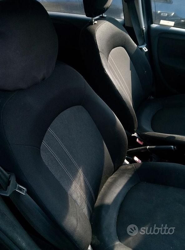 Usata Fiat Punto 2017 Blu Utilitaria