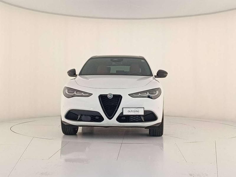 Usata Alfa Romeo Stelvio Veloce 209 CV (153 kW) 2024 Bianco alfa SUV