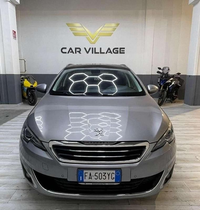 Grigio Usata 2015 Peugeot 308 Allure Station wagon | 7900 € (Buon prezzo) - Immagine 1/4