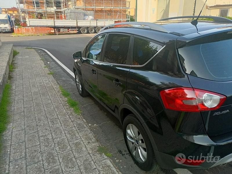 Usata Ford Kuga Titanium 140 CV (102 kW) 2012 Nero SUV
