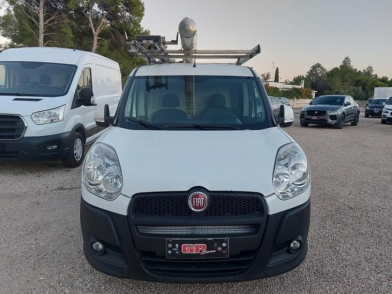 Usata Fiat Doblò 105 CV (77 kW) 2014 Bianco Monovolume