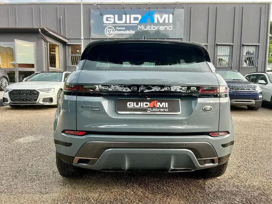 Usata Land Rover Range Rover evoque 200 CV (147 kW) 2022 Bluazzurro SUV