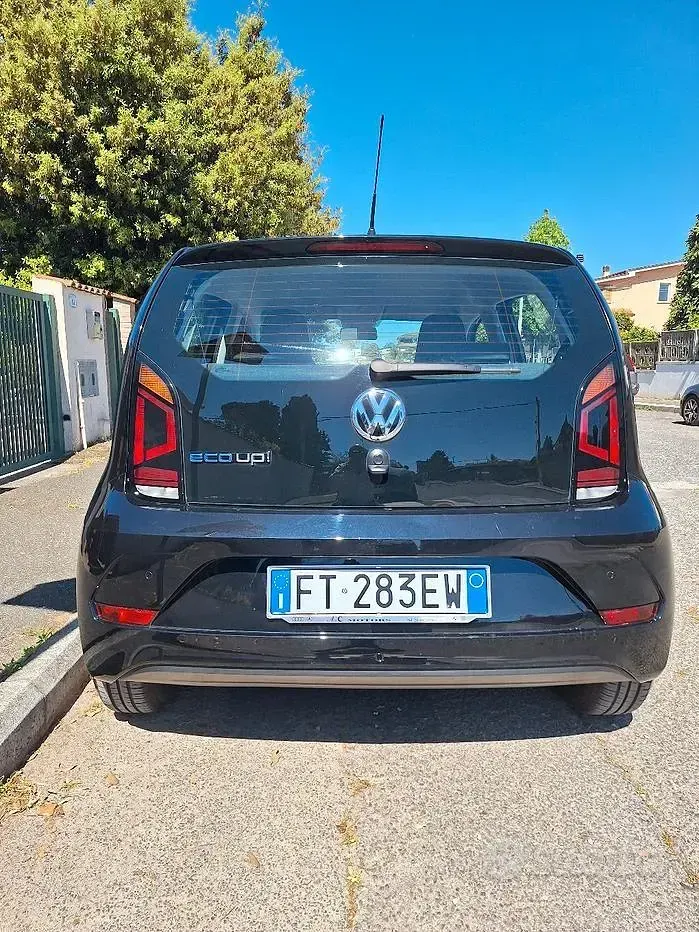 Begagnad VW up! 68 HK (50 kW) 2018 Svart Halvkombi