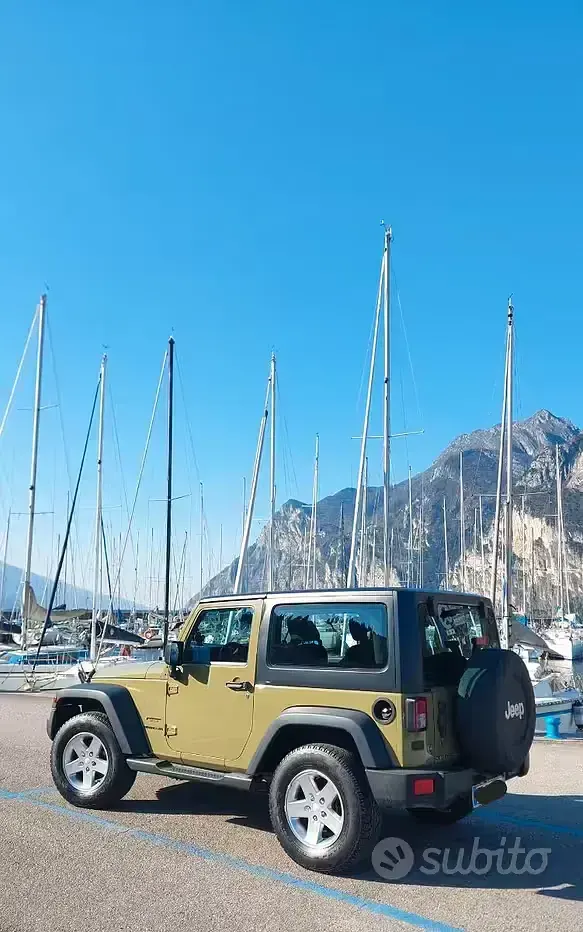 Usata Jeep Wrangler Sport 177 CV (130 kW) 2014 Verde SUV