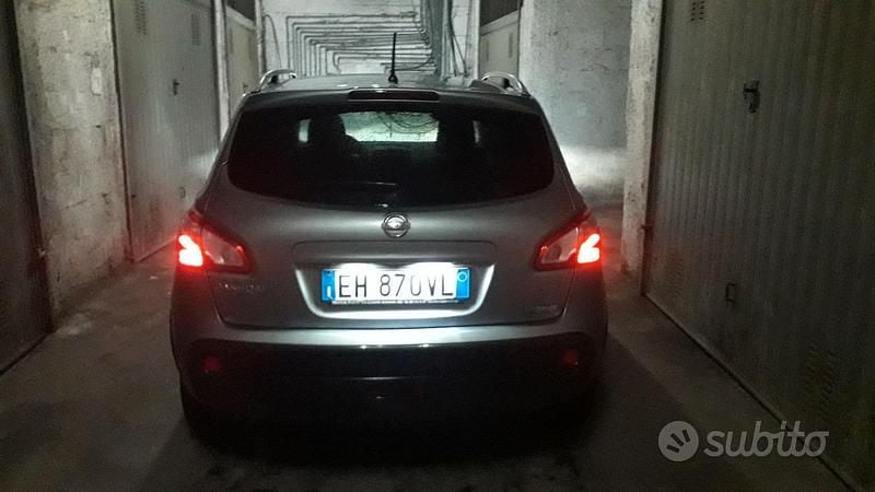 Usata Nissan Qashqai 110 CV (80 kW) 2011 Grigio SUV