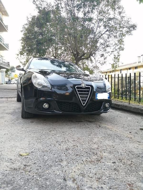Usata Alfa Romeo Giulietta 140 CV (102 kW) 2012 Utilitaria
