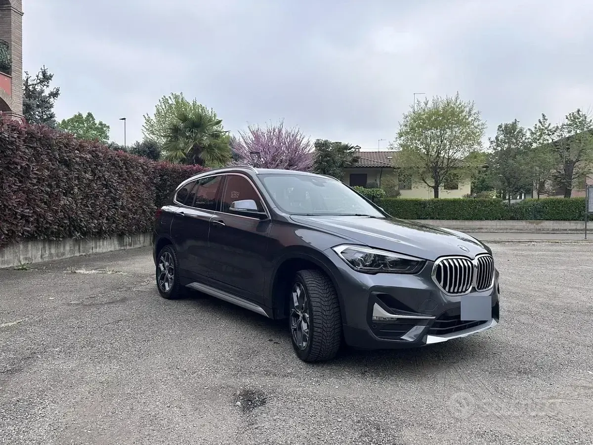 Usata BMW X1 Comfort Edition 150 CV (110 kW) 2021 Grigio SUV