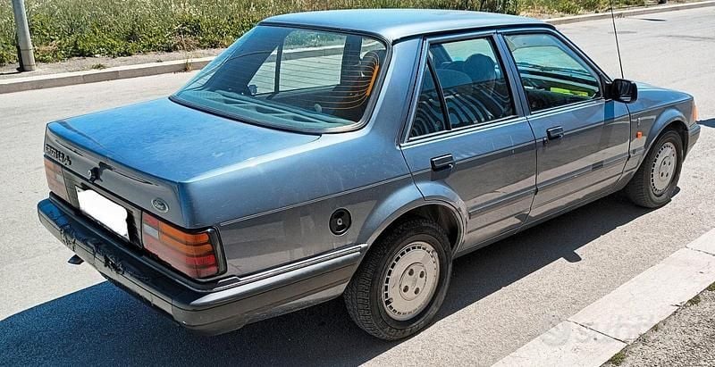 Usata Ford Orion Ghia 73 CV (53 kW) 1988 Berlina