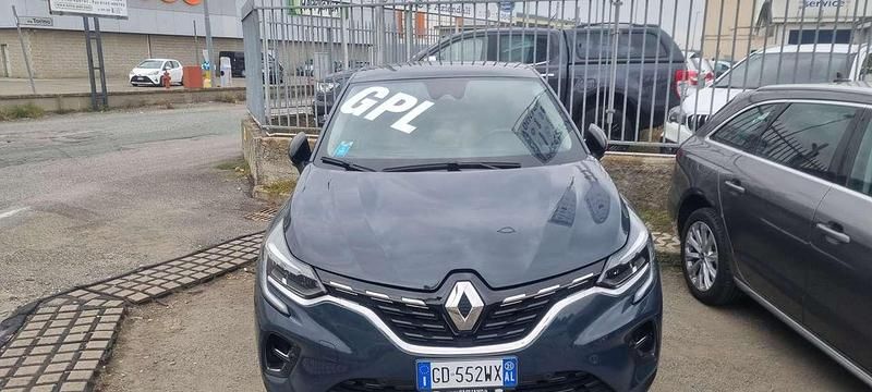 Other Usata 2021 Renault Captur Intens SUV | 17.000 € (Cara) - Immagine 1/4