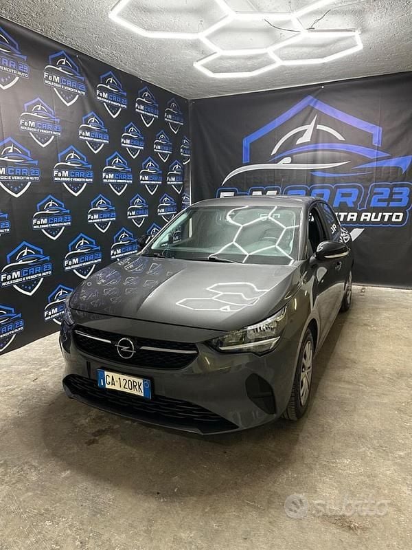 Grigio Usata 2020 Opel Corsa Tre volumi | 9500 € (Buon prezzo) - Immagine 1/4