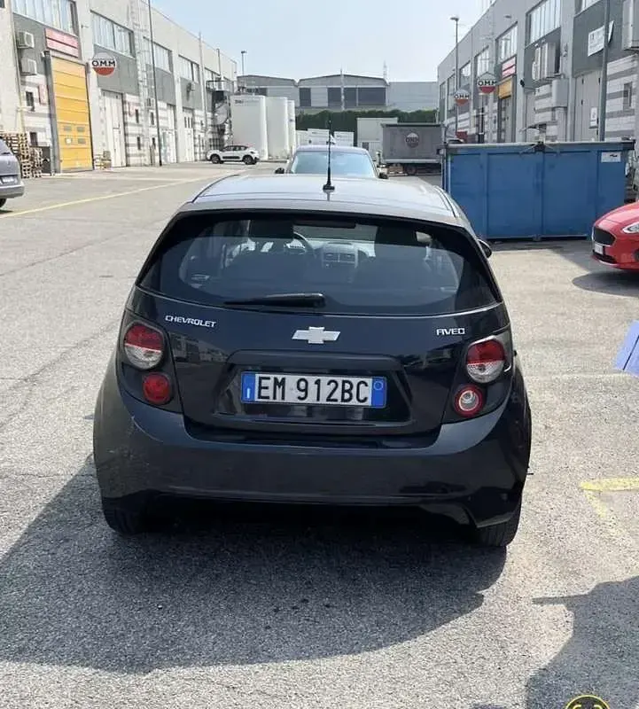 Usata Chevrolet Aveo LS 86 CV (63 kW) 2012 Berlina