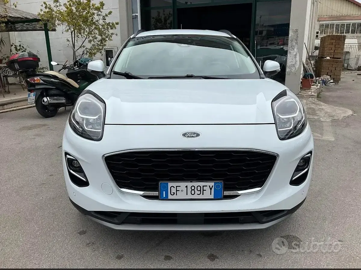 Usata Ford Puma 120 CV (88 kW) 2021 Bianco SUV