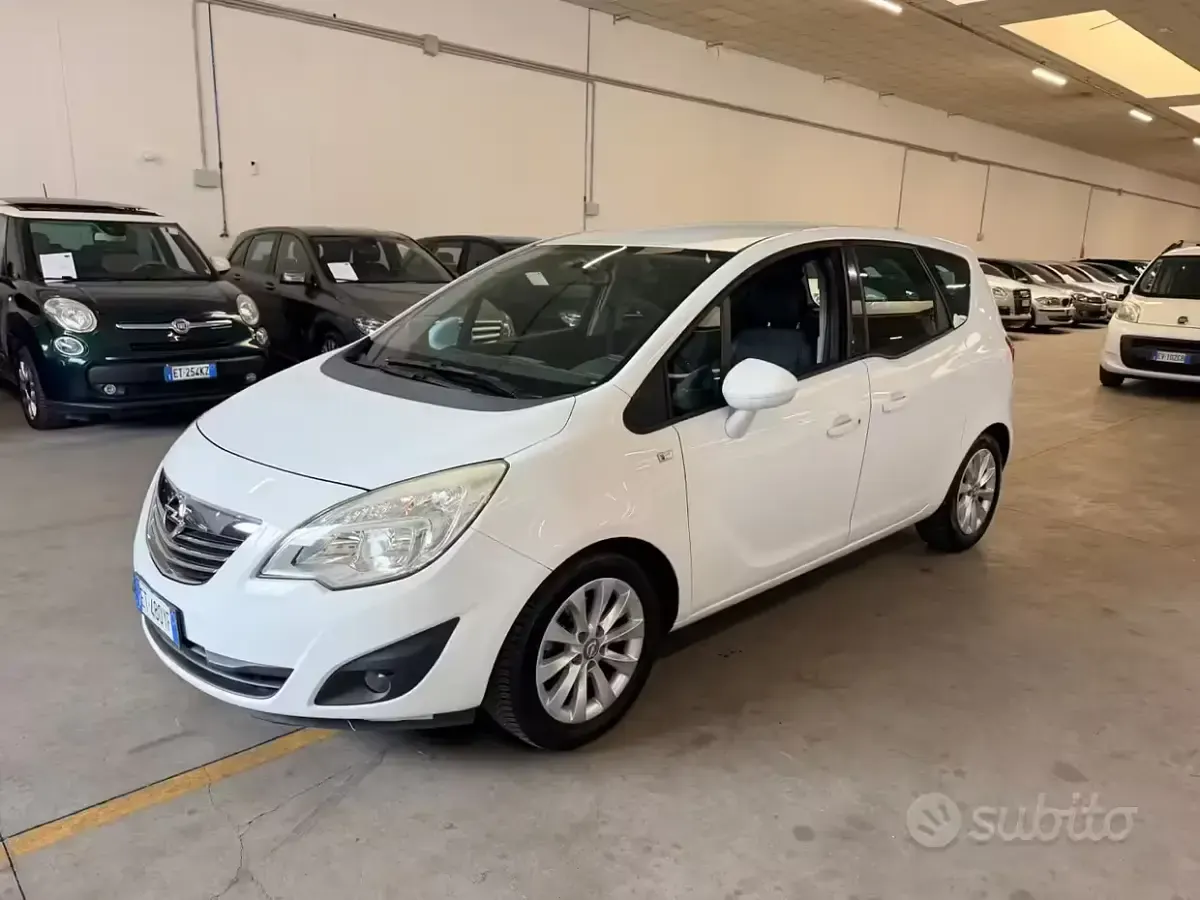 Usata Opel Meriva Cosmo 120 CV (88 kW) 2013 Bianco Monovolume