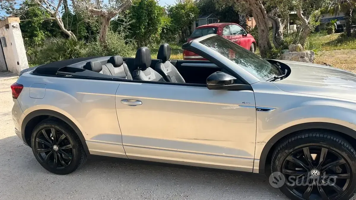 Usata VW T-Roc Cabriolet 150 CV (110 kW) 2020 Grigio Cabrio