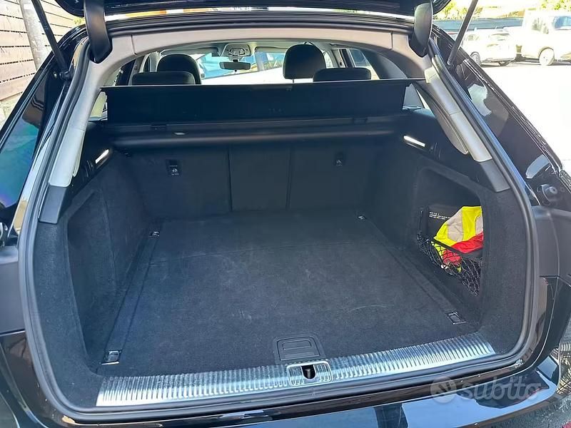 Usata Audi A4 150 CV (110 kW) 2018 Nero Station wagon