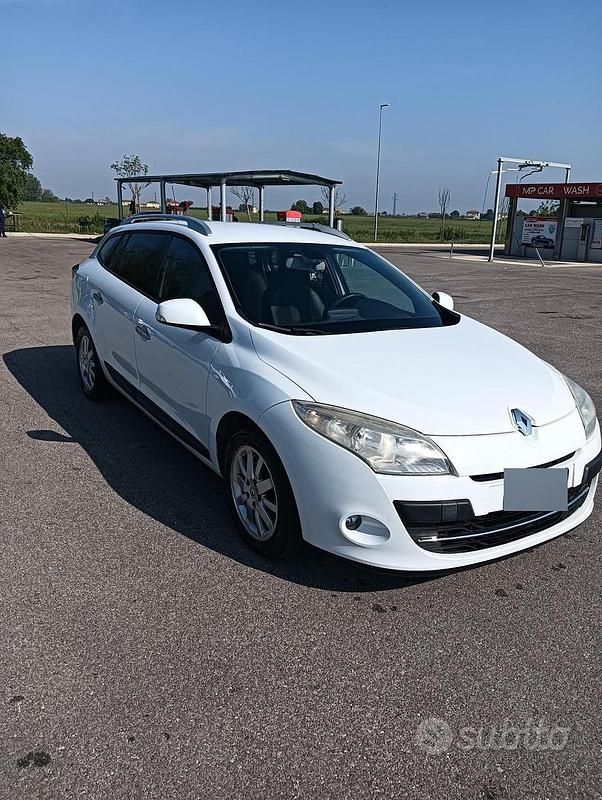 Usata Renault Mégane GrandTour 130 CV (95 kW) 2010 Bianco Station wagon